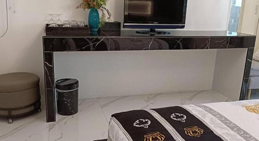 فندق بالم سويت براشاوب خيرى خان المظهر الخارجي الصورة